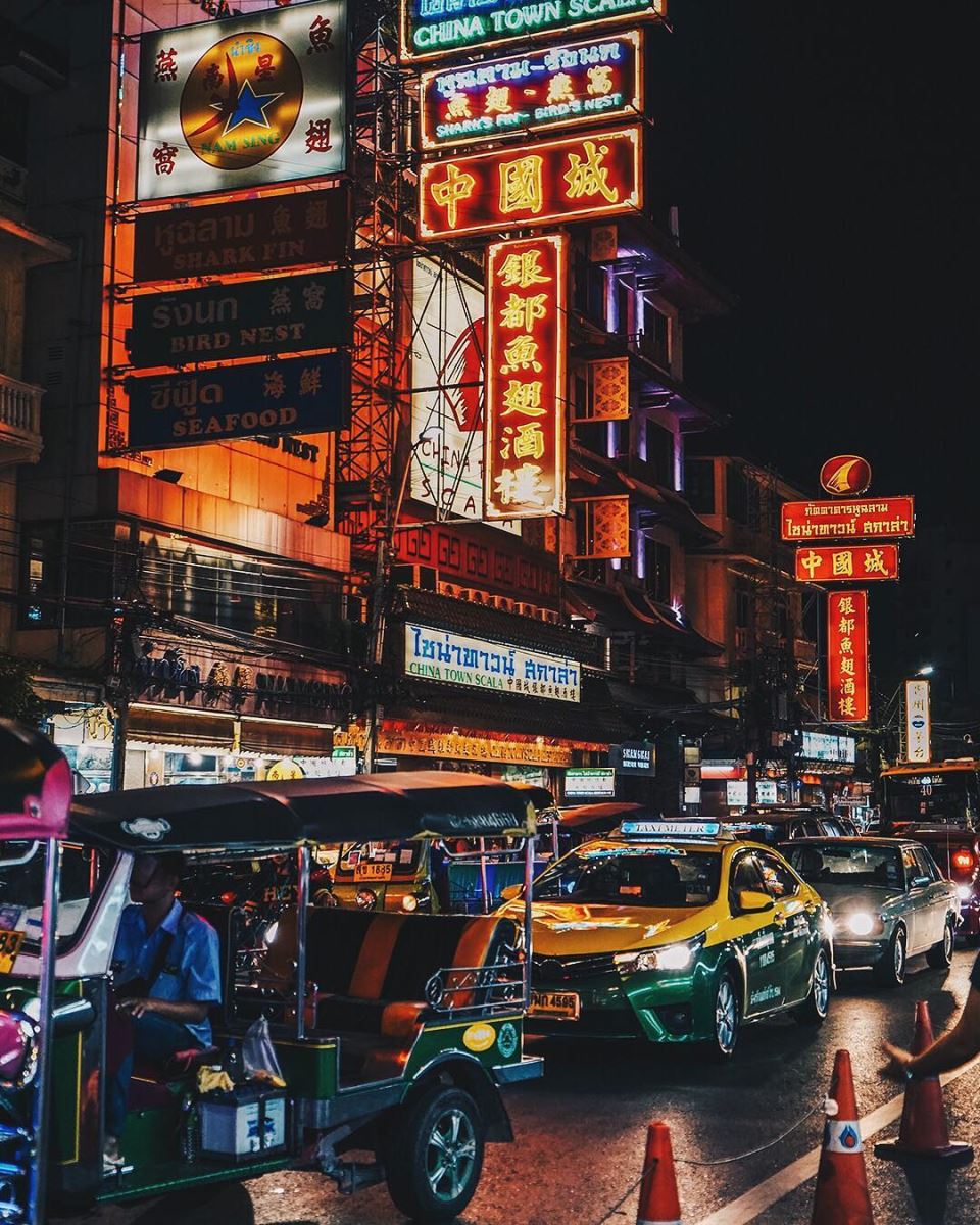 Khu phố Tàu ở Bangkok có bối cảnh cổ điển cực giống các bộ phim Hồng Kông 