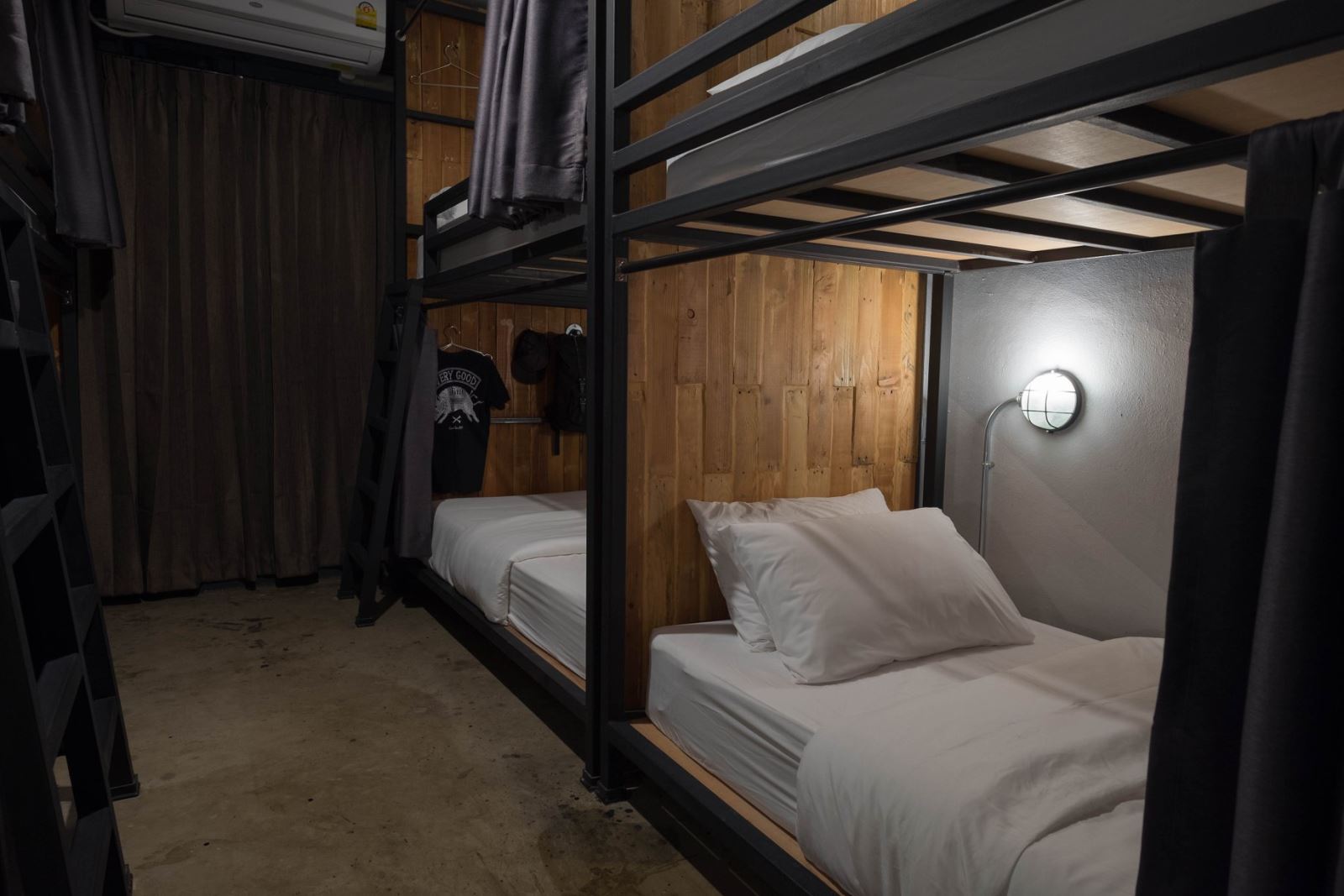 Sleepcase Hostel