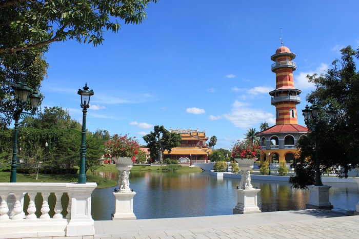 Cung điện Mùa Hè - Bang Pa In Place